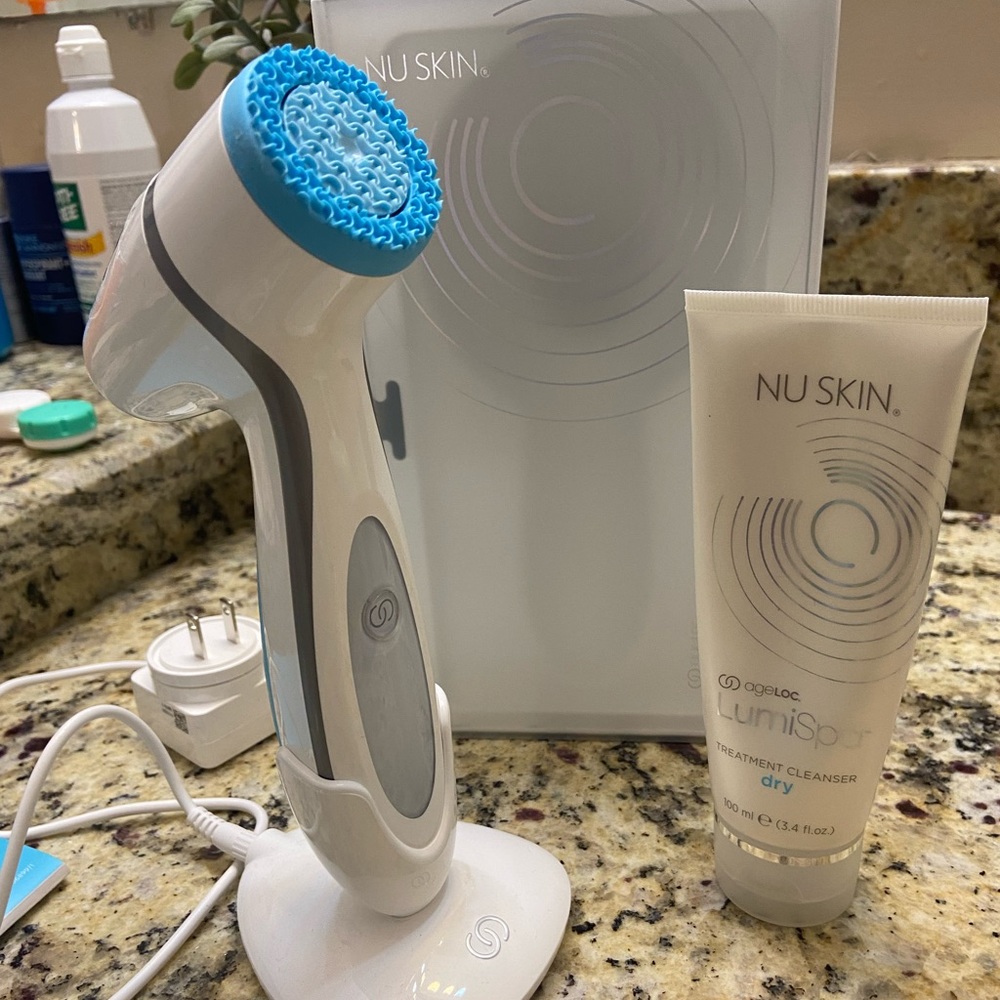 Lumi Spa set. Excellent condition.